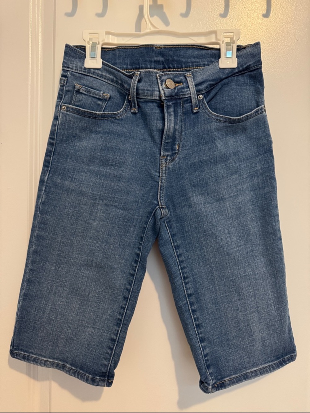 Levi’s Mid Rise Long Skinny Shorts